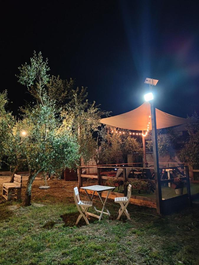 Casale Dei Ricordi Bed & Breakfast Arce Exterior photo